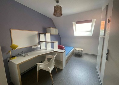 Habitación en alquiler con cama doble El Havre