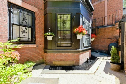 Logement entier en résidence à 49, Beacon St., Unit 2, Beacon Hill, Boston, MA, 02108, image 3 de 14