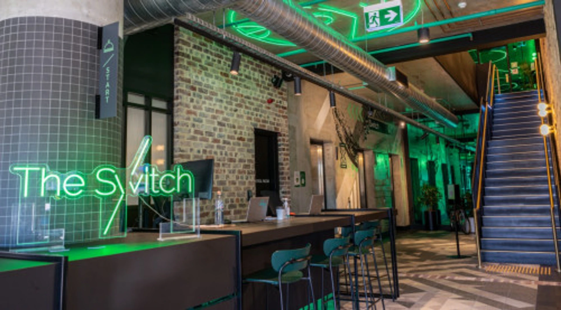 Affordable room for students with ample lighting in 