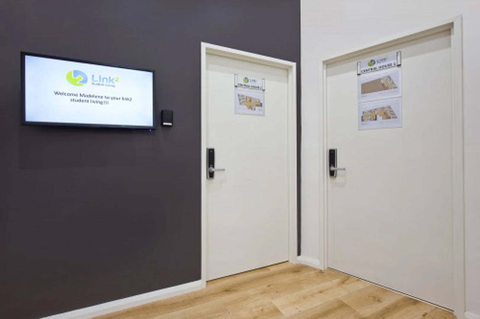 位于的学生公寓，配有学习区域和共用设施