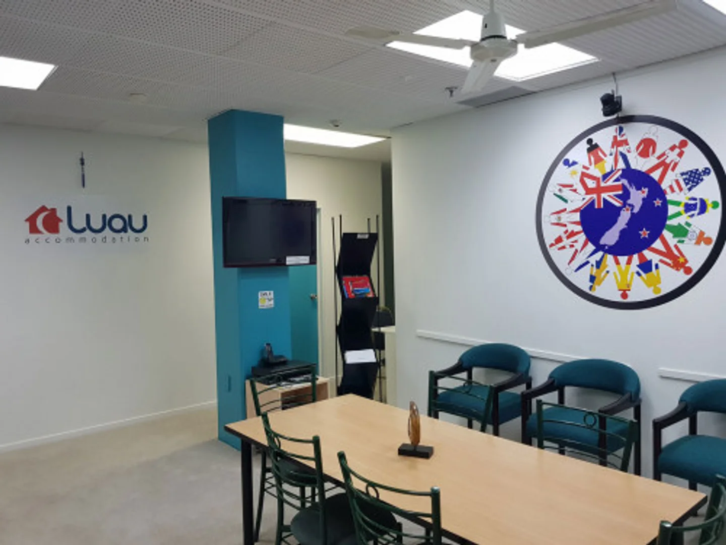 Room for rent in student apartment in , fully furnished