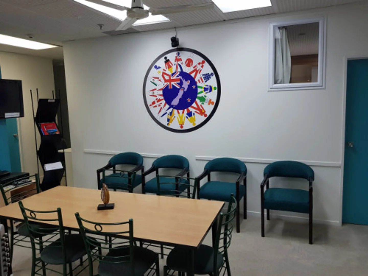 Bright and airy student room with easy university access in 