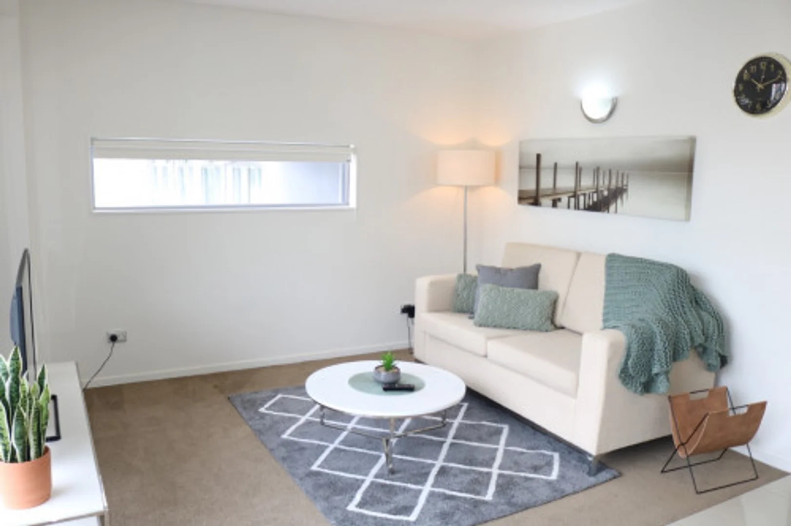 Habitación estudiantil amplia y cómoda en 