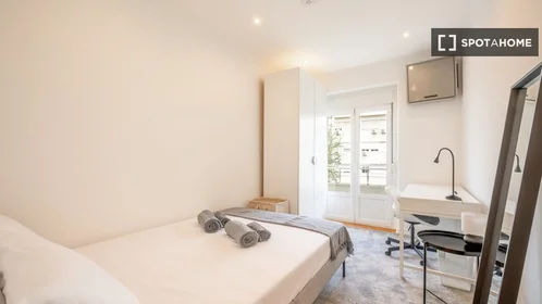 Privatzimmer in der Rua Alves Redol, bild 2 von 19