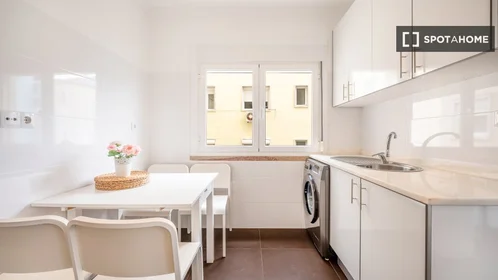 Privatzimmer in der Rua Alves Redol, bild 11 von 19