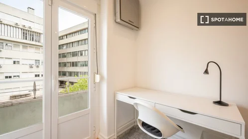 Privatzimmer in der Rua Alves Redol, bild 4 von 19