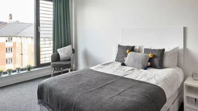 Private room at Bristol Road, image 1 of 10