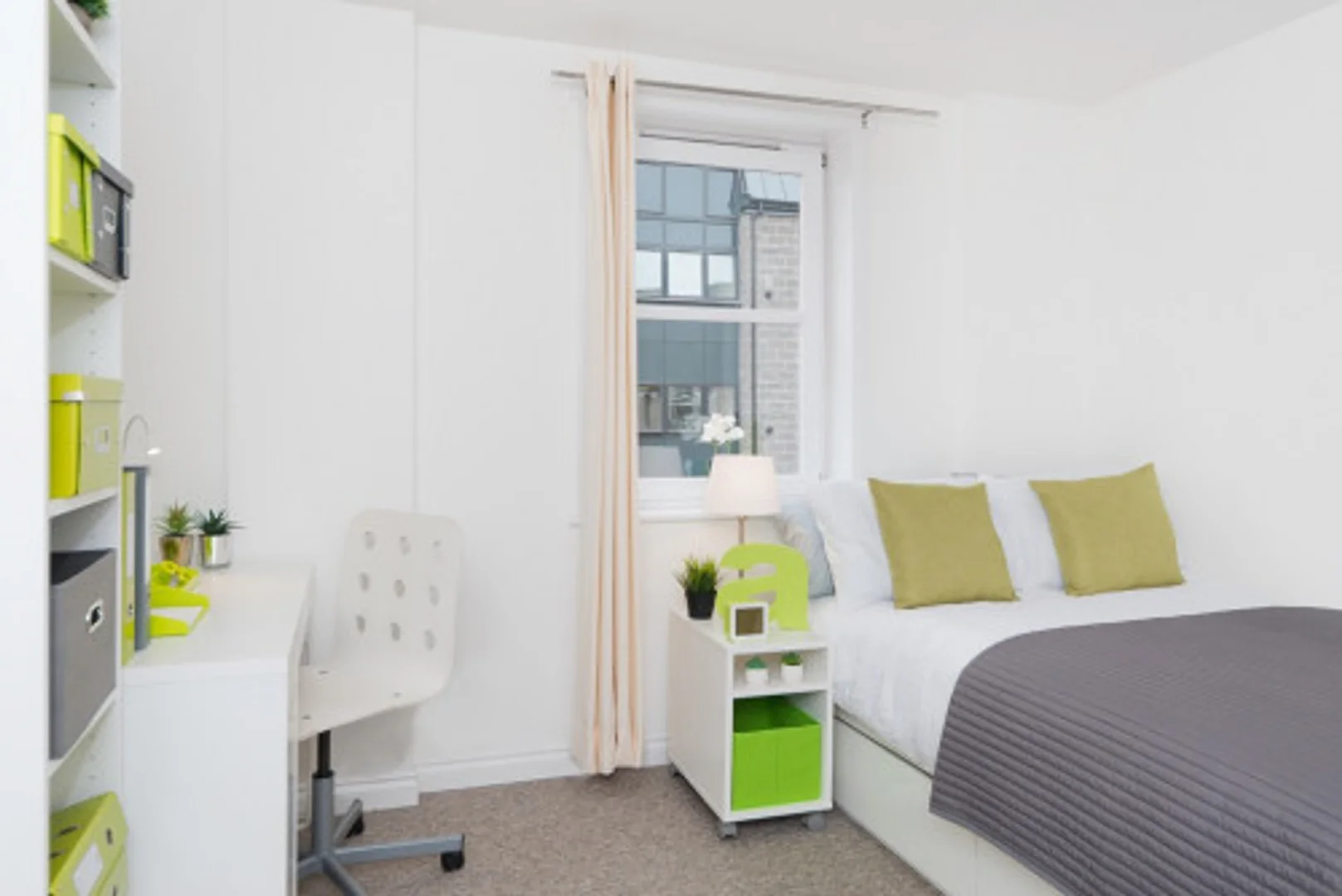 Chambre d'étudiant confortable et spacieuse dans 