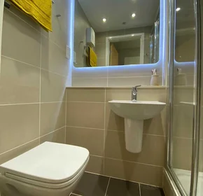 Habitación privada en The Depot Roost Bath BA2 3GF, imagen 8 de 10