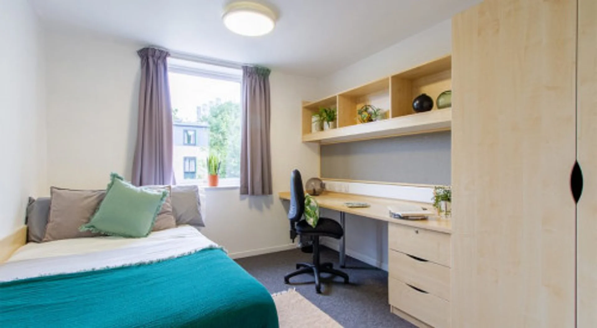 Chambre d'étudiant confortable et spacieuse dans 