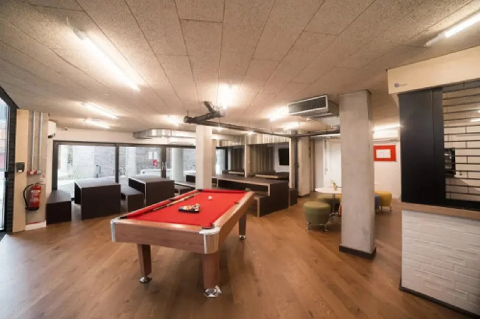 Budget-friendly student room close to campus in 