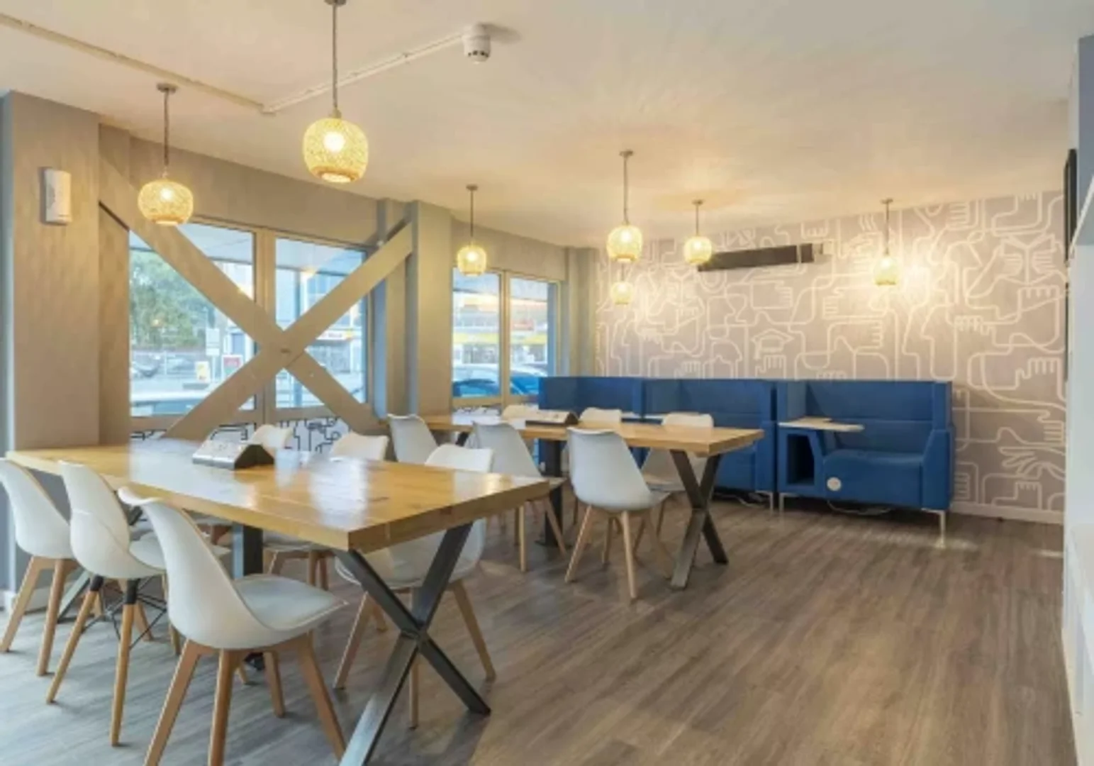 Quarto de estudante económico com localização conveniente em 