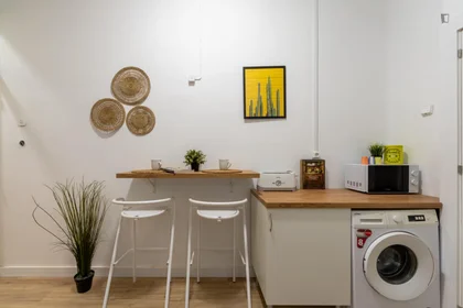 Quarto privado em Rua Almeida e Sousa, imagem 7 de 15