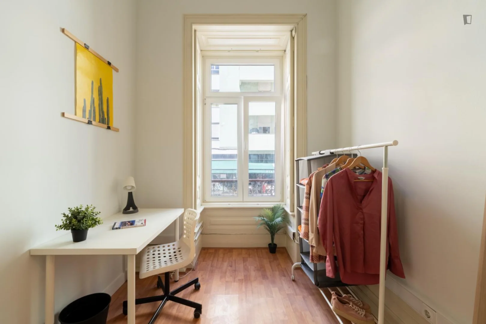 Helles und luftiges Studentenzimmer mit einfachem Zugang zur Universität in 