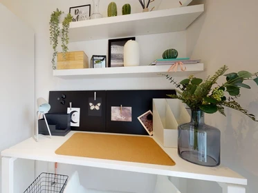 Habitación privada en One London Road Newcastle under Lyme ST5 1LZ, imagen 11 de 20