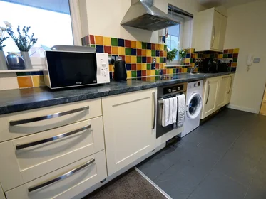 Privatzimmer in der Hassells Bridge Newcastle under Lyme ST5 1BF, bild 7 von 12