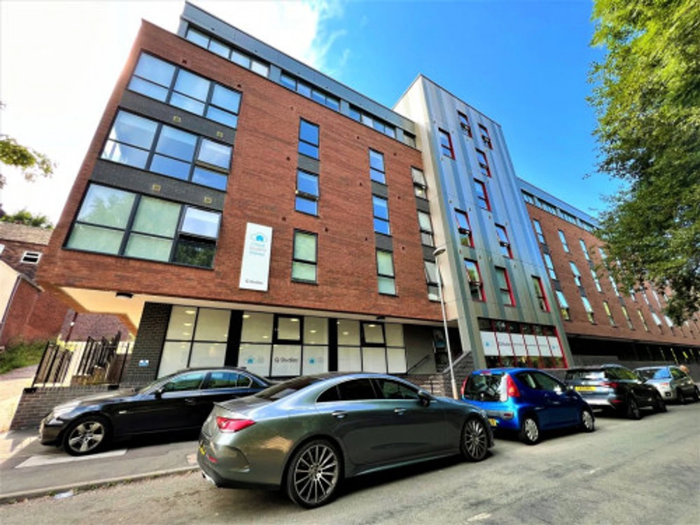 Camera per studenti economica con posizione comoda a 