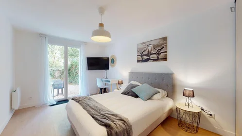 Habitación privada en rue Gaston Turpin, imagen 1 de 10