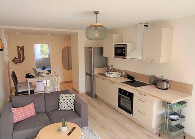 Room for rent in a shared flat in caen