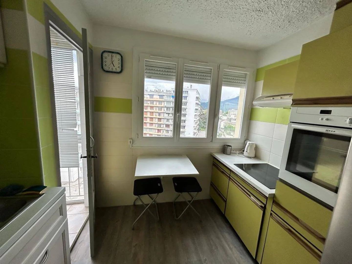 Habitación en apartamento estudiantil en alquiler en , completamente amueblado