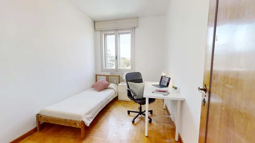 Stanza privata in Via Antonio Medin, 1, 35128 Padova PD, Italy, immagine 1 di 10