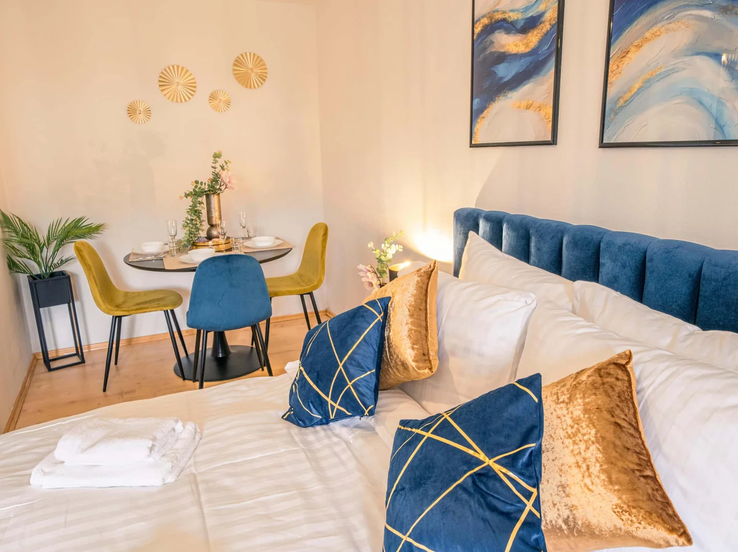 Quarto para alugar em apartamento de estudantes em , totalmente mobilado