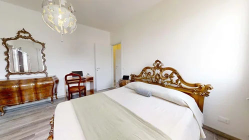 Habitación privada en Via Buie, 20, 35135 Padova PD, Italy, imagen 6 de 17