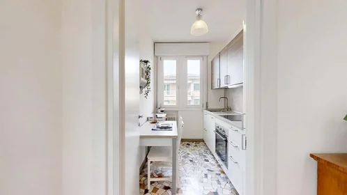 Habitación privada en Via Buie, 20, 35135 Padova PD, Italy, imagen 9 de 17