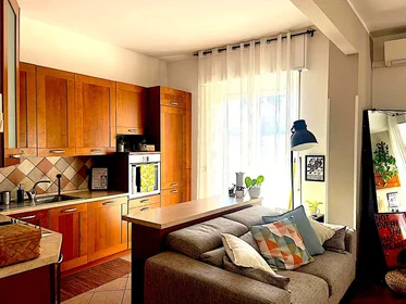 Habitación privada en Via Monte Rosa, 60, 16139 Genova GE, Italia, imagen 8 de 15