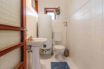 Private room at R. João de Oliveira Ramos 7, 4000-099 Porto, Portugal, image 22 of 29
