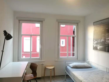 Private room at Leonhardstraße 9, 70182 Stuttgart, Deutschland, image 1 of 10