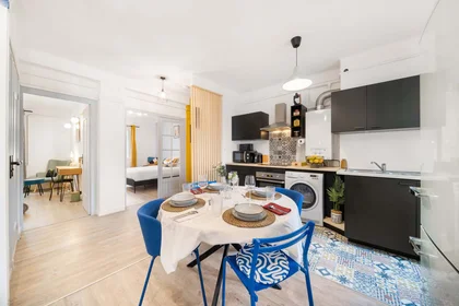Entire apartment at 2 Bd Alexandre 1er de Yougoslavie, 21000 Dijon, France, image 3 of 12