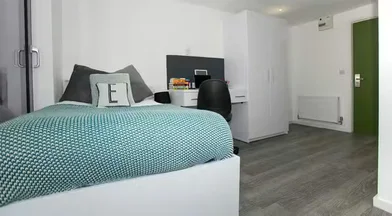 Privatzimmer in der 11 Popes Lane, London, W5 4NG, bild 15 von 20