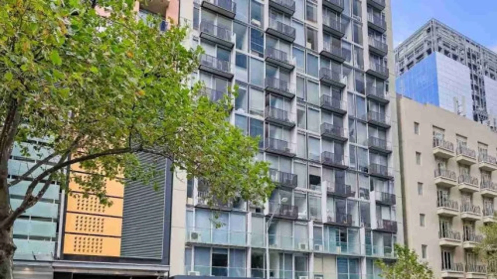 Habitación en apartamento estudiantil en alquiler en , completamente amueblado