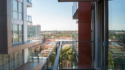 Alojamiento entero en residencia en 227 North Terrace, Adelaide SA 5000, Australia, imagen 6 de 16