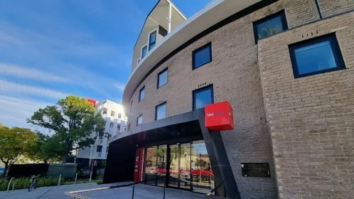 Estúdio em residência em 8 Leonard St, Parkville VIC 3052, Australia, imagem 15 de 30