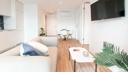 Estúdio em residência em 8 Leonard St, Parkville VIC 3052, Australia, imagem 23 de 30