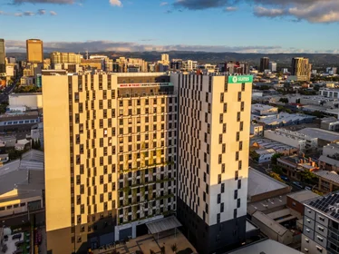 Całe miejsce w rezydencji 105 Gray St, Adelaide SA 5000, Australia, obraz 27 28