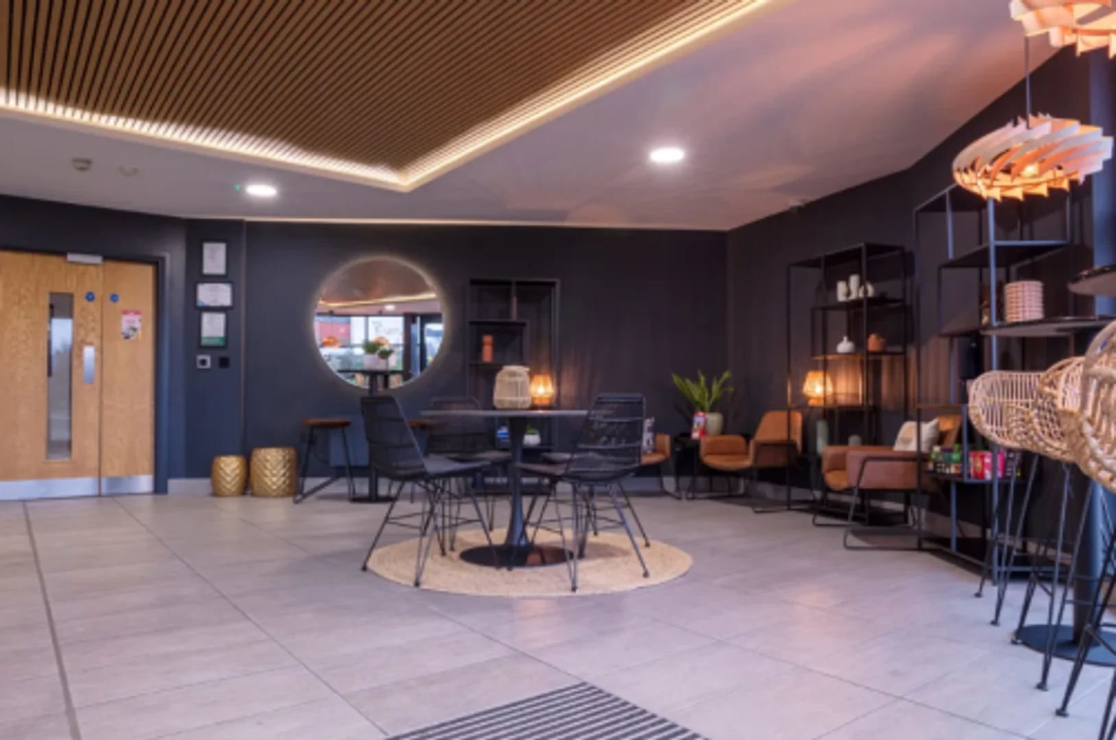 Quarto amigo do estudante em  com comodidades modernas