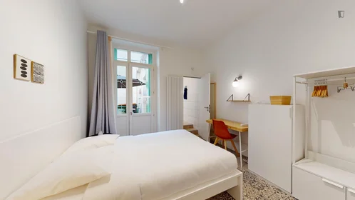 Habitación privada en rue Turenne, imagen 1 de 20