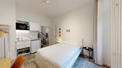 Habitación privada en rue Turenne, imagen 3 de 20