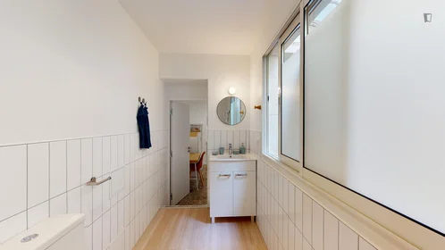 Habitación privada en rue Turenne, imagen 4 de 20