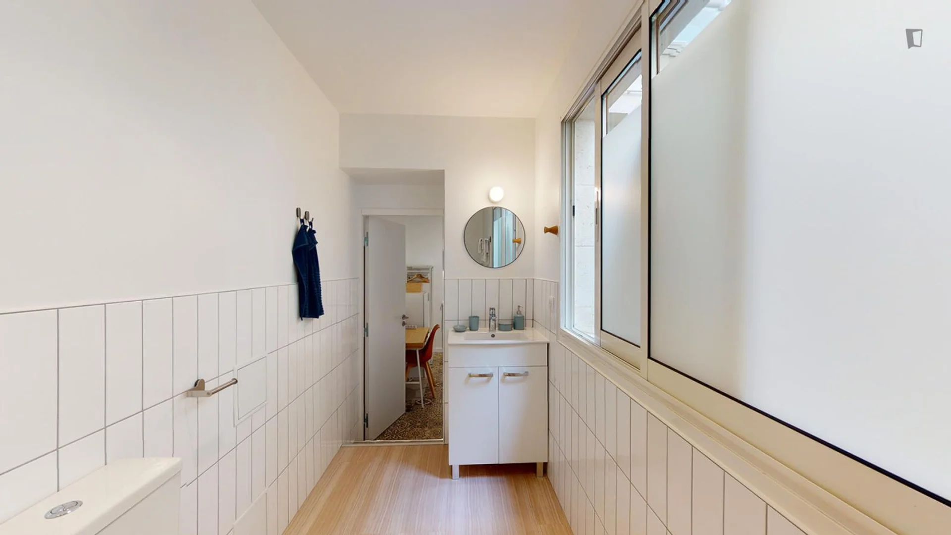 Habitación acogedora para estudiantes disponible en 