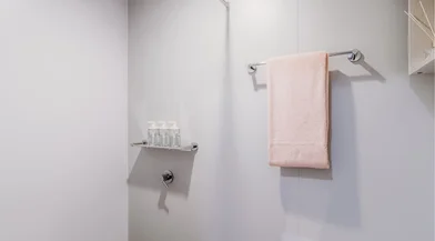 Chambre privée en résidence à 9 Moore St, Canberra ACT 2601, Australia, image 3 de 44