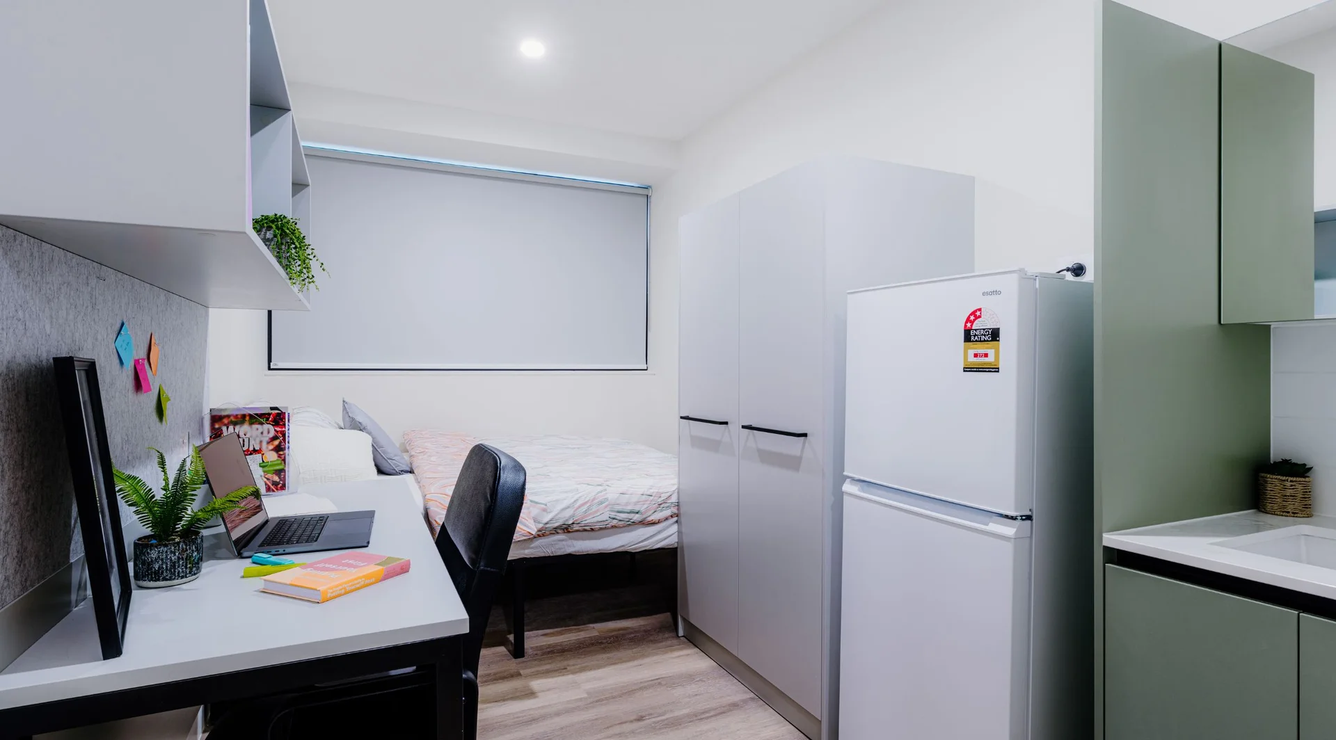 Economical student room with convenient location in 