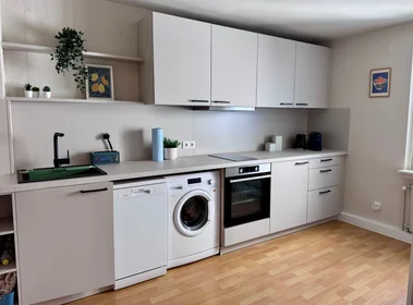 Logement entier à Körnerstraße, 23, image 1 de 10