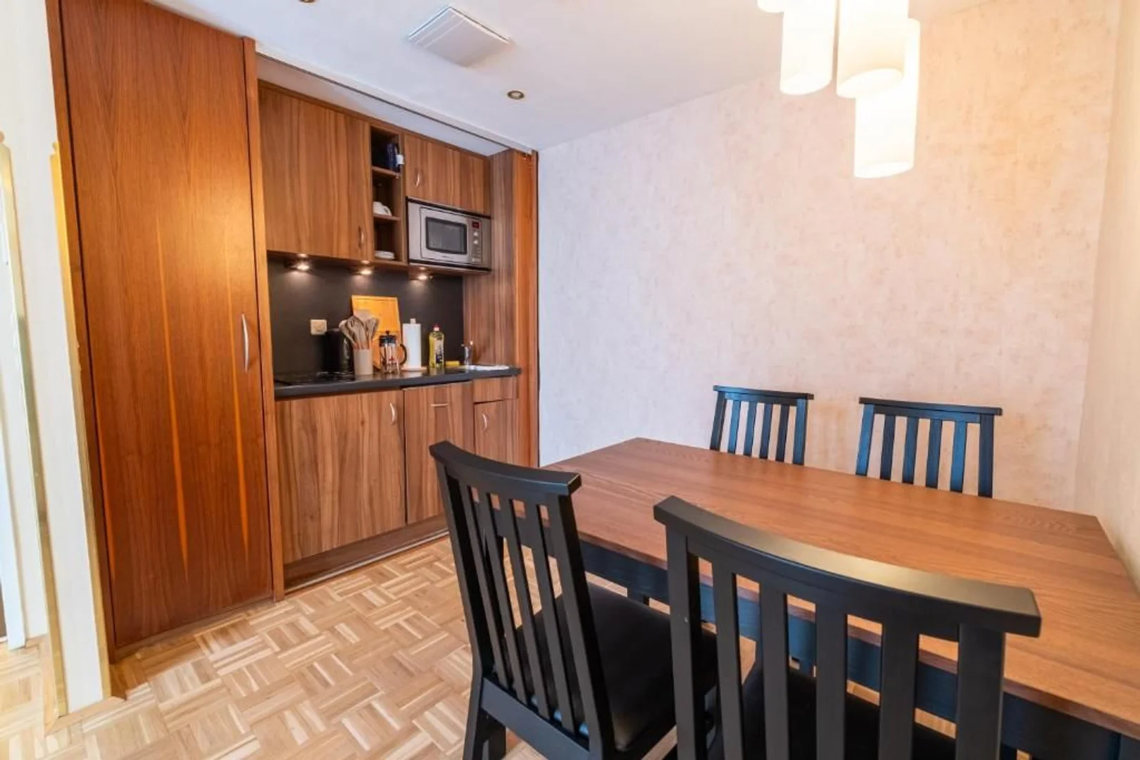 Economical student room with convenient location in 