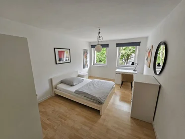 Entire place at Oeder Weg, 100, image 1 of 11