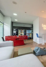 Stanza privata in residence in 103 Paseo del Prior, immagine 12 di 20