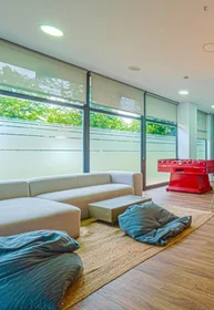 Stanza privata in residence in 103 Paseo del Prior, immagine 13 di 20
